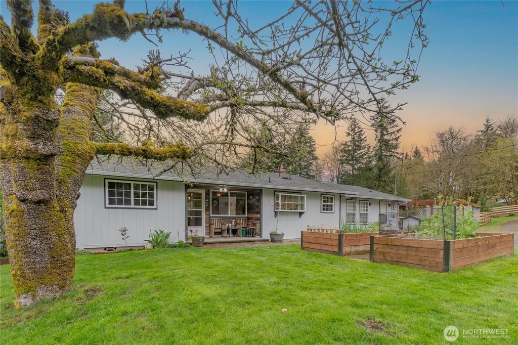 Photo of 2024 Lorraine Drive SE, Olympia, WA 98501 (MLS # 2442941)