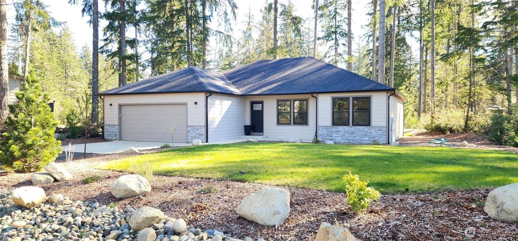 Photo of 160 E Country Club Drive N, Union, WA 98592 (MLS # 2504639)
