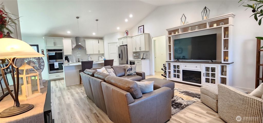 Photo of 160 E Country Club Drive N, Union, WA 98592 (MLS # 2504639)