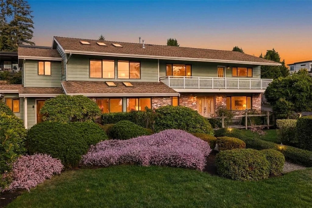Photo of 18805 94th Avenue W, Edmonds, WA 98020 (MLS # 2597241)