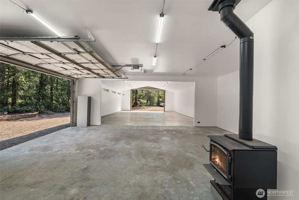 Photo of 27422 SE 236th Street, Maple Valley, WA 98038 (MLS # 2504201)