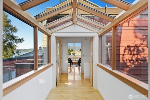 8770 Sand Point Way NE Seattle WA 98115