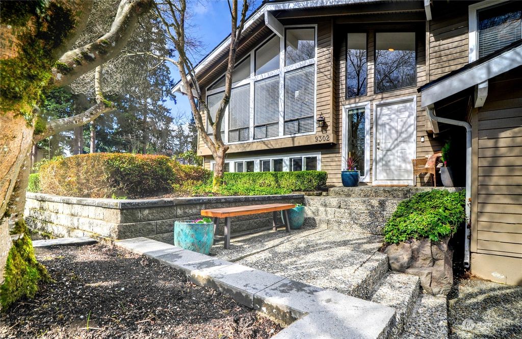 Photo of 9302 NE 141st Place, Kirkland, WA 98034 (MLS # 2208031)