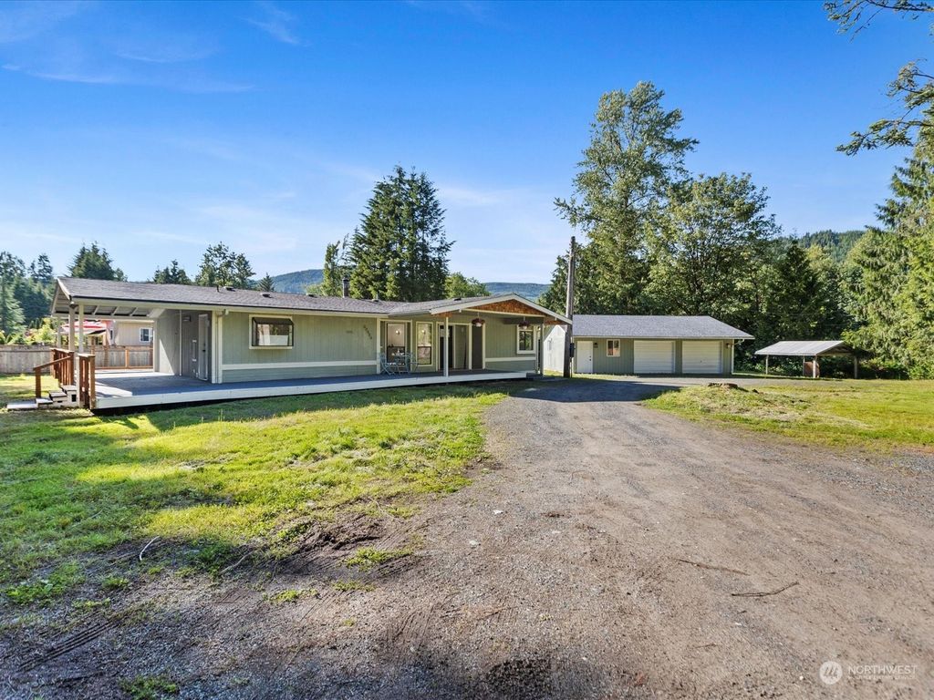 Photo of 22425 S Forest Loop Road, Granite Falls, WA 98252 (MLS # 2251025)