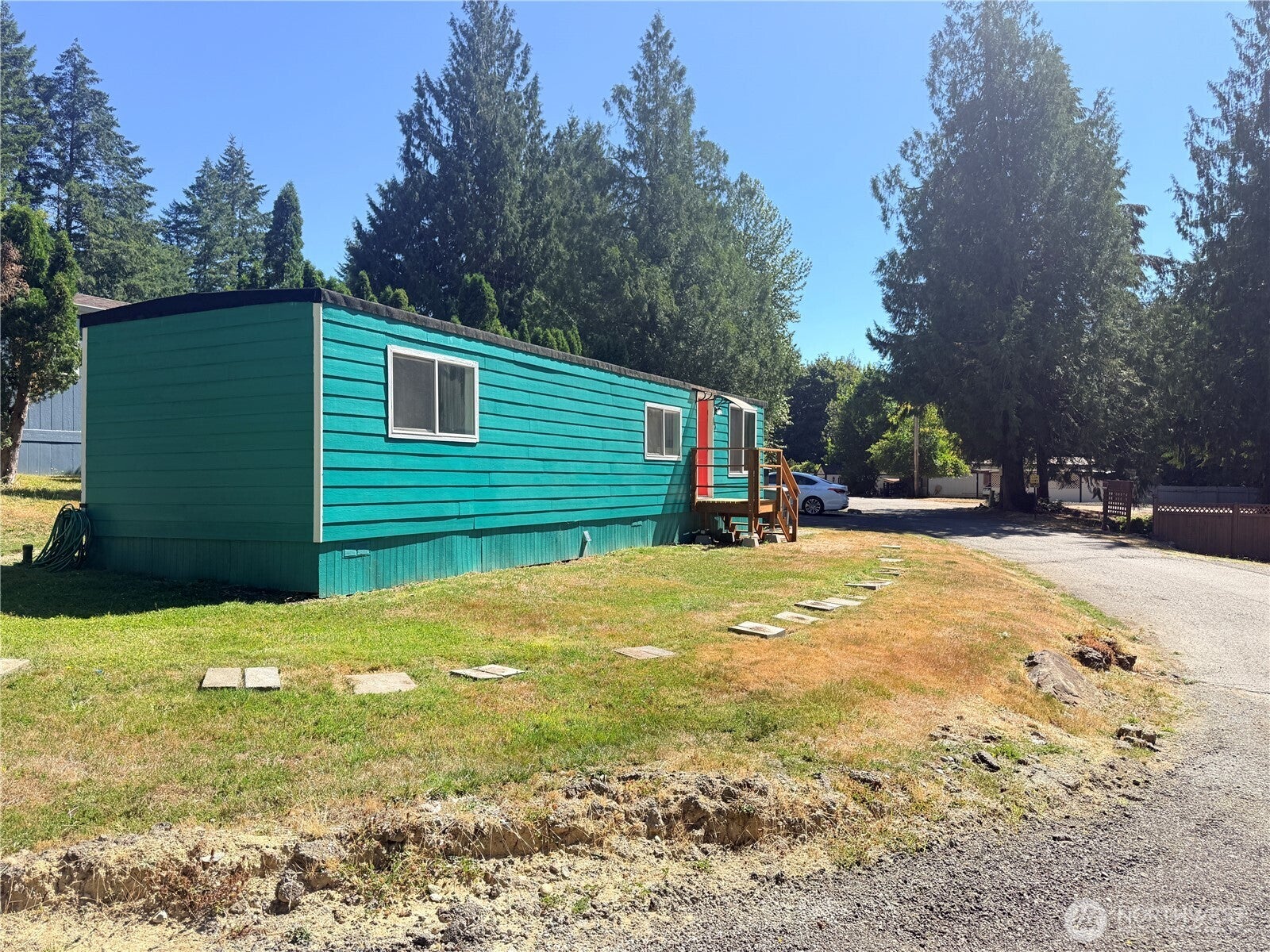 6780 E Hwy 106 27