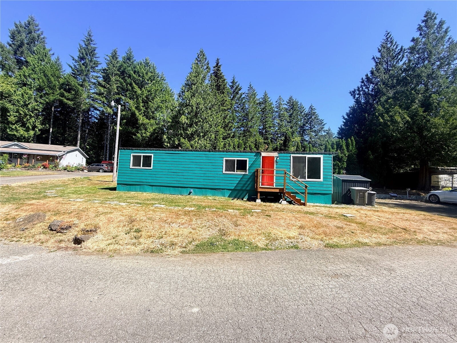 6780 E Hwy 106 27