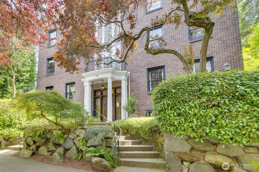 Photo of 1120 17th Avenue #B, Seattle, WA 98122 (MLS # 2393296)