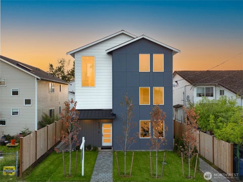 Photo of 9323 Marcus Avenue S, Seattle, WA 98118 (MLS # 2587934)