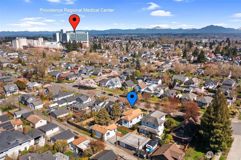 Photo of 1622 Hoyt Avenue #1 &amp; 2, Everett, WA 98201 (MLS # 2415077)