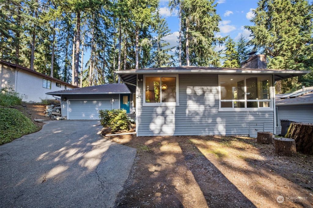 Photo of 8508 171st Avenue NE, Redmond, WA 98052 (MLS # 2255477)
