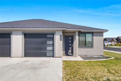 Photo of 4095 NE Quinn Drive #A-4, Moses Lake, WA 98837 (MLS # 2423221)