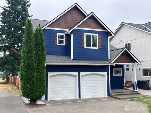 Photo of 1300 Bay Street, Shelton, WA 98584 (MLS # 2413680)