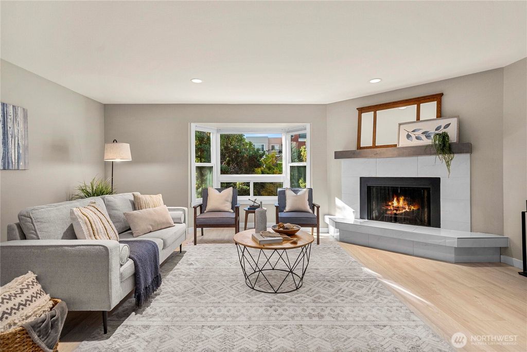 Photo of 210 Boylston Avenue E #204, Seattle, WA 98102 (MLS # 2449394)