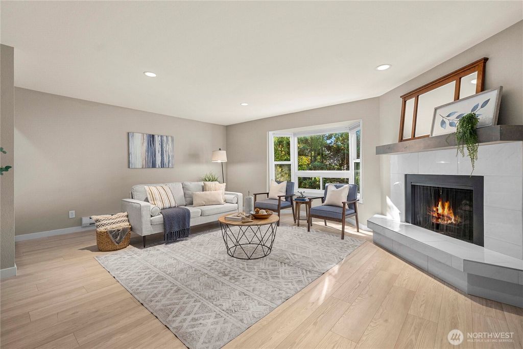 Photo of 210 Boylston Avenue E #204, Seattle, WA 98102 (MLS # 2449394)