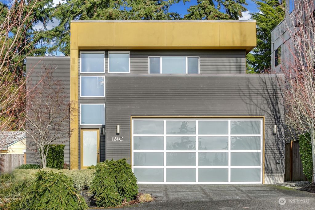 Photo of 1240 NE 117th Street, Seattle, WA 98125 (MLS # 2027224)