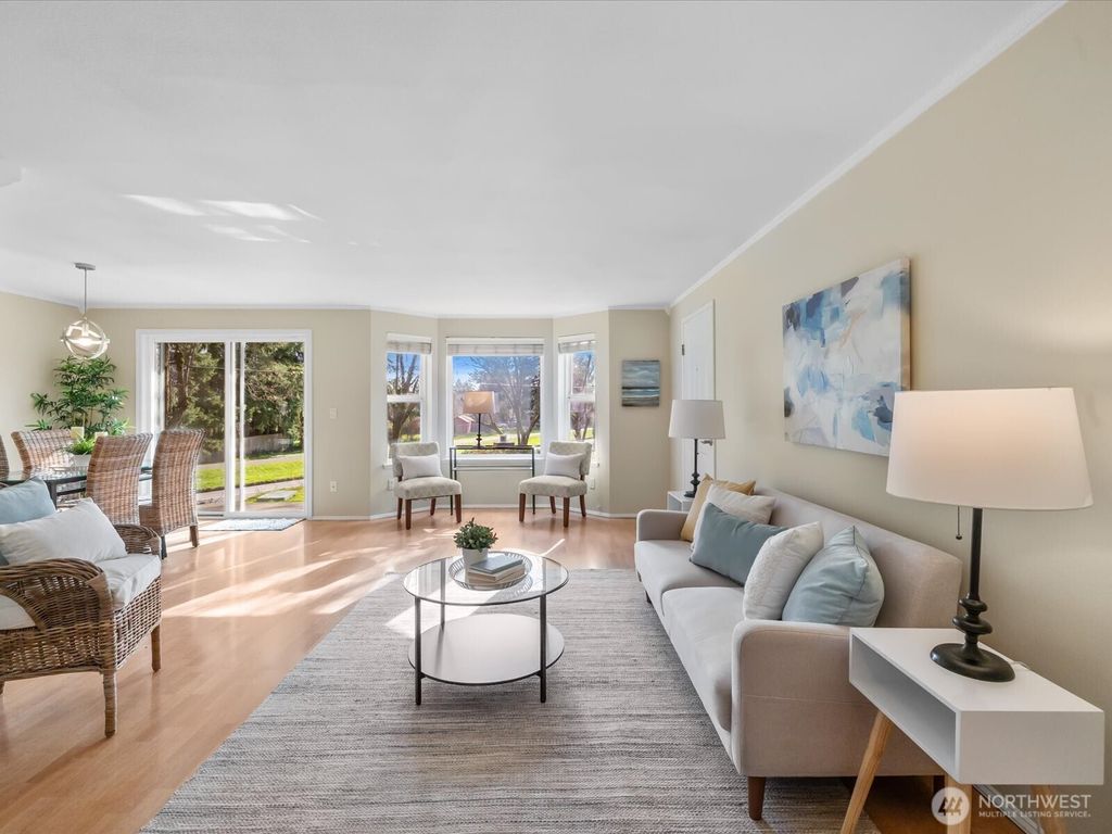 Photo of 301 9th Street #2, Snohomish, WA 98290 (MLS # 2482088)