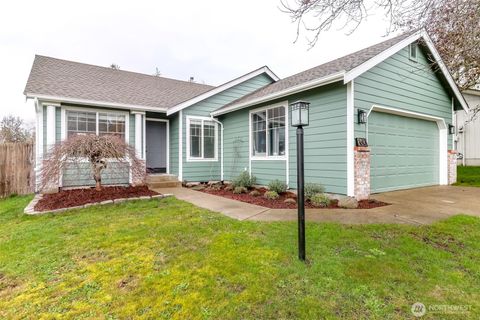 Photo of 1613 197th Street Ct E, Spanaway, WA 98387 (MLS # 2477260)