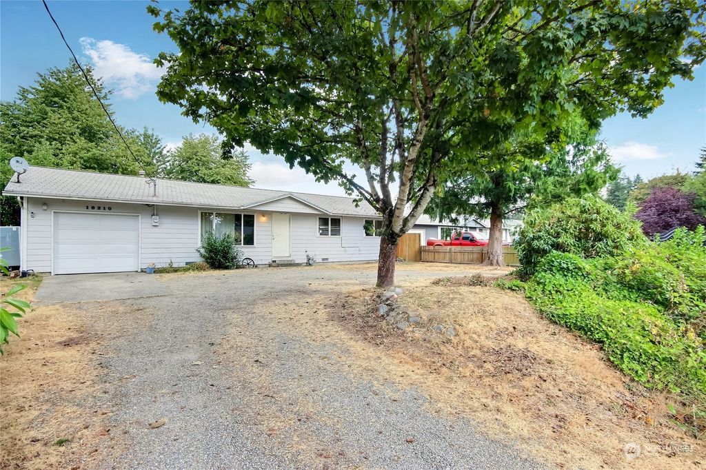 Photo of 18210 SE 262nd Place, Covington, WA 98042 (MLS # 1997844)