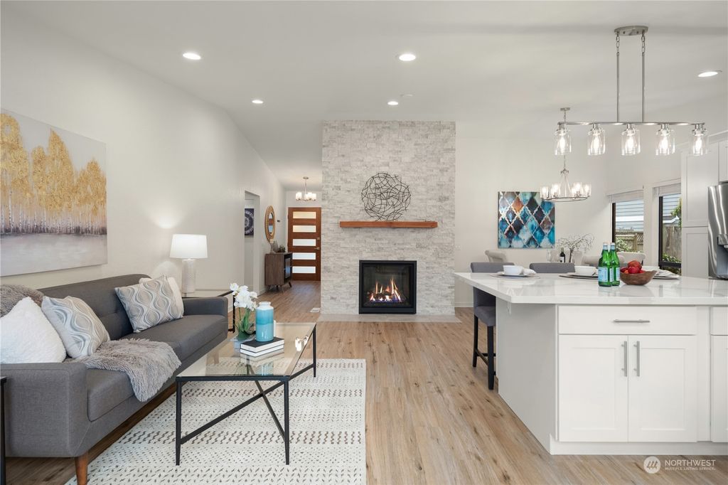 Photo of 12236 NE 139th Place, Kirkland, WA 98034 (MLS # 2197957)