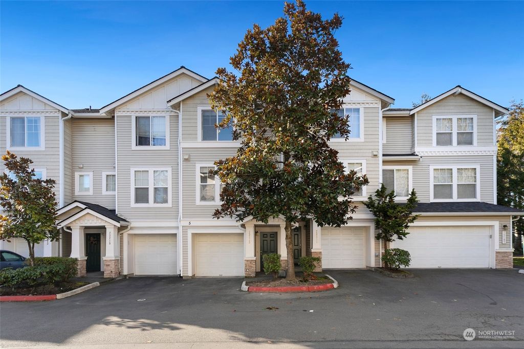 Photo of 23215 60th Place S #5-5, Kent, WA 98032 (MLS # 2326679)