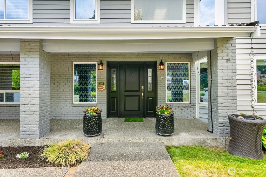 Photo of 3304 21st Street SE, Puyallup, WA 98374 (MLS # 2505479)