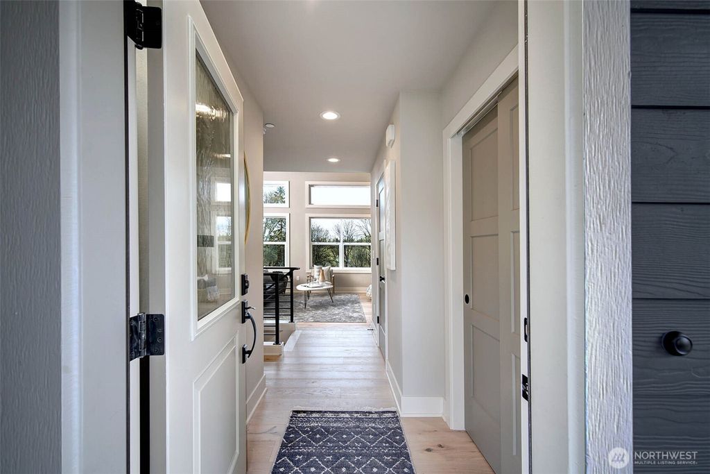 Photo of 432 20th Ave Ave, Kirkland, WA 98033 (MLS # 2425225)