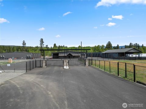 Photo of 4081 SR 970 #B3, Cle Elum, WA 98922 (MLS # 2390850)