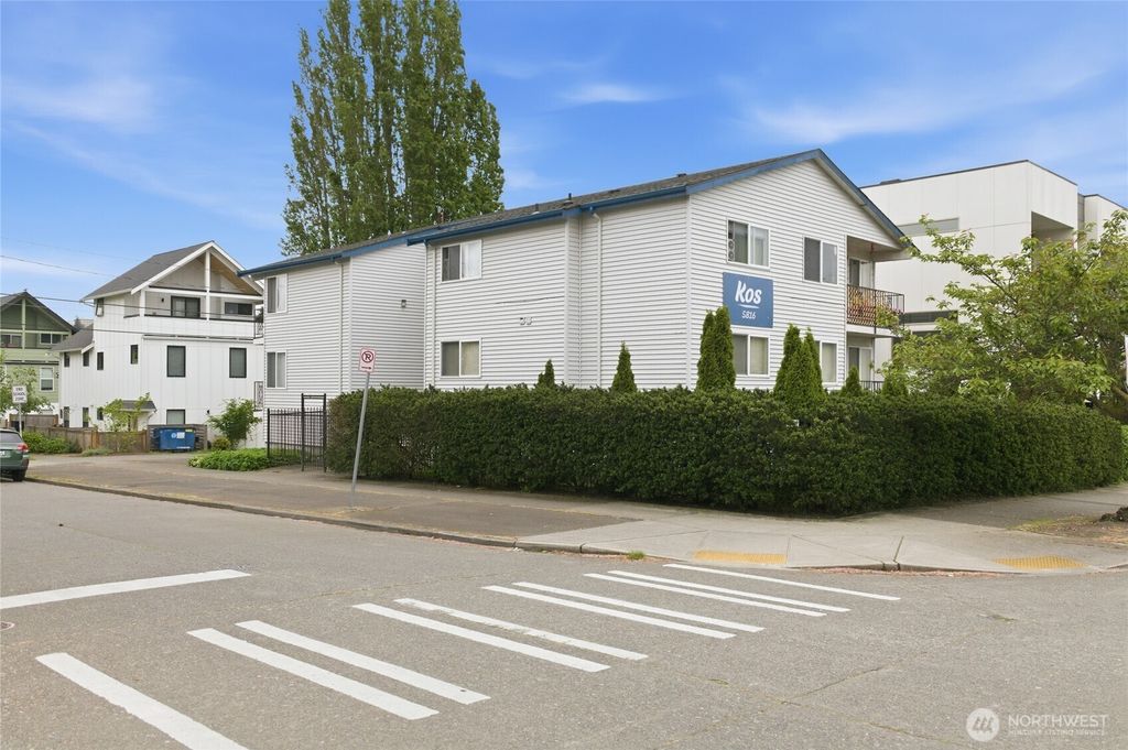 Photo of 5816 14th Avenue NW, Seattle, WA 98107 (MLS # 2531058)