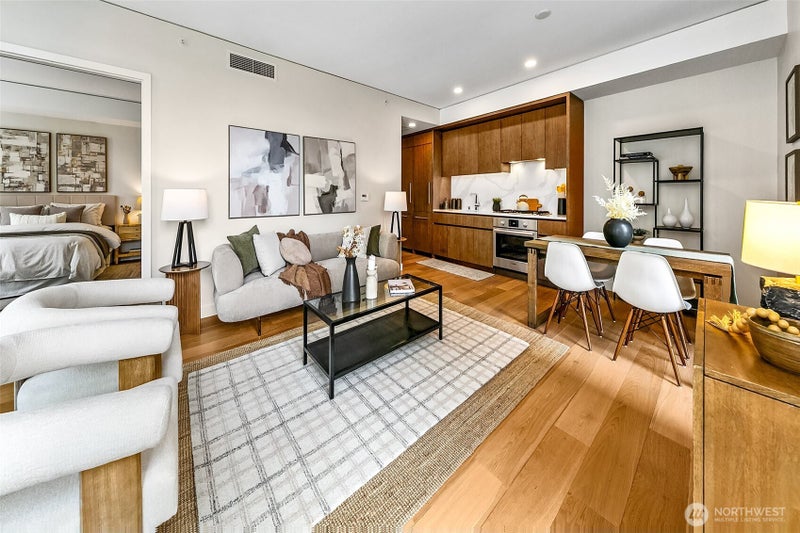 121 Stewart Street 407