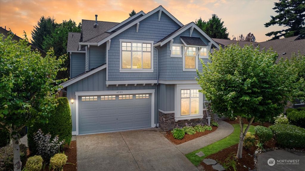 Photo of 4725 NE 2nd Place, Renton, WA 98059 (MLS # 2272861)