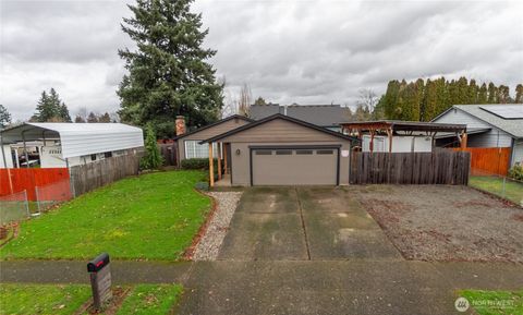 Photo of 12708 NE 41St Street, Vancouver, WA 98682 (MLS # 2466087)