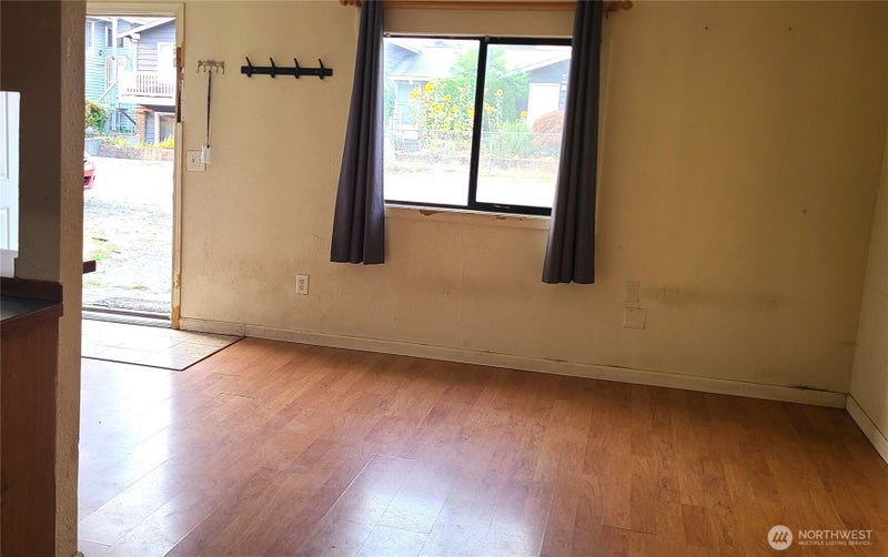 529 N 103rd Street