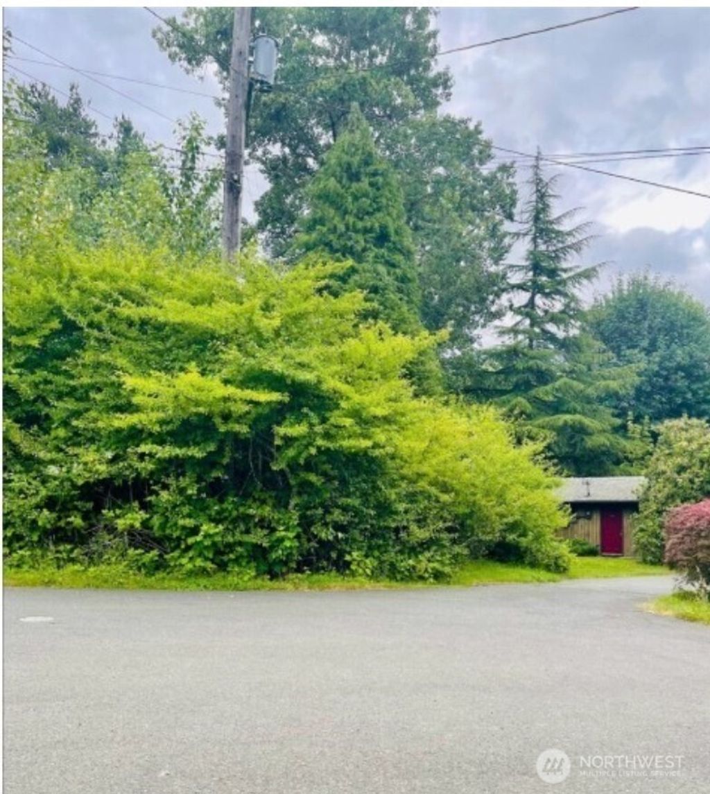 Photo of 21031 33rd Place W, Lynnwood, WA 98036 (MLS # 2415637)