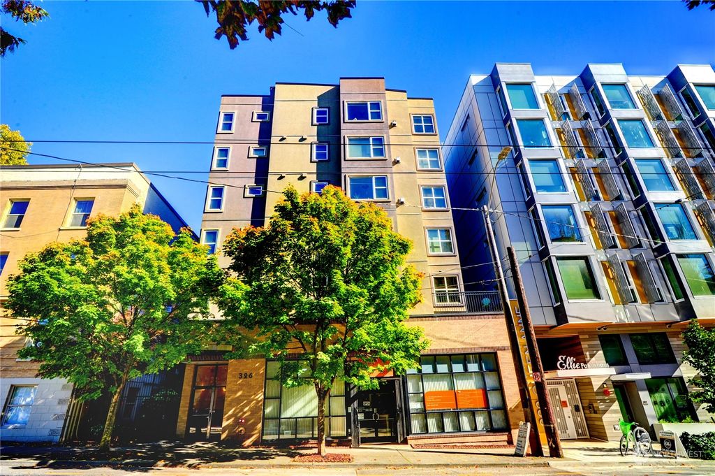 Photo of 326 Queen Anne Avenue N #401, Seattle, WA 98109 (MLS # 2151984)