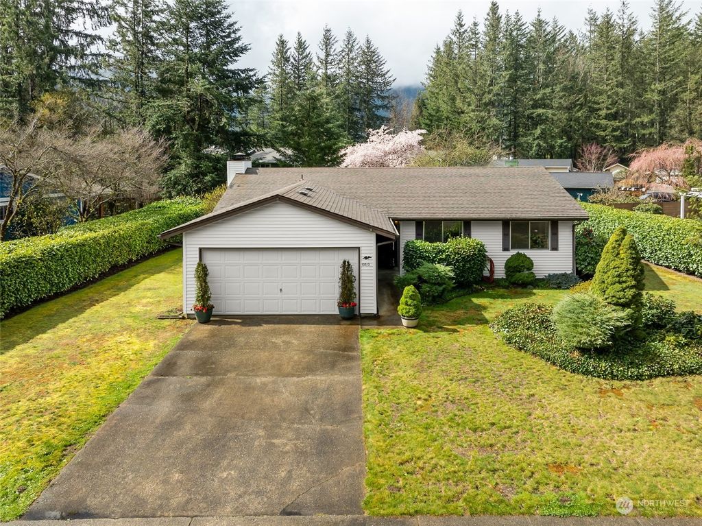 Photo of 13513 434th Avenue SE, North Bend, WA 98045 (MLS # 2216048)