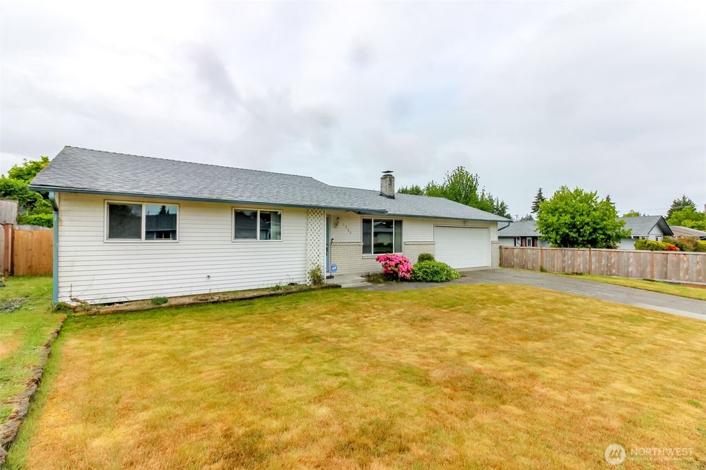 Photo of 5710 N 12th Street, Tacoma, WA 98406 (MLS # 2528631)