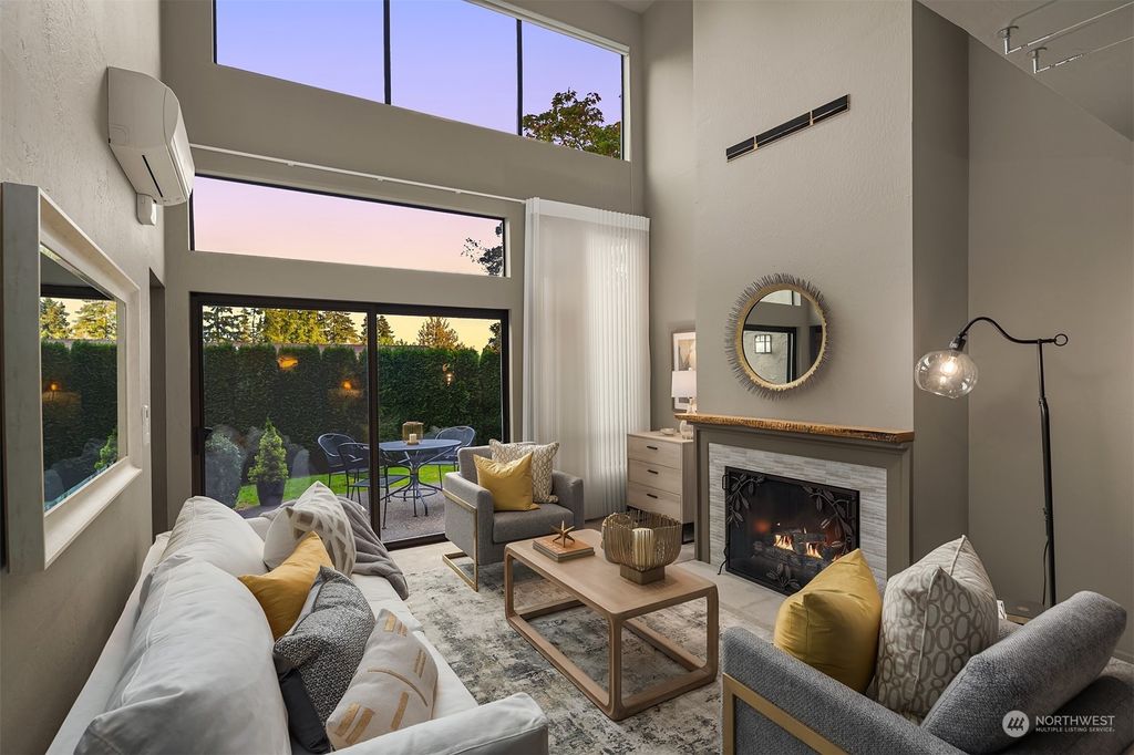 Photo of 5823 NE Parkpoint Drive, Seattle, WA 98115 (MLS # 2012278)