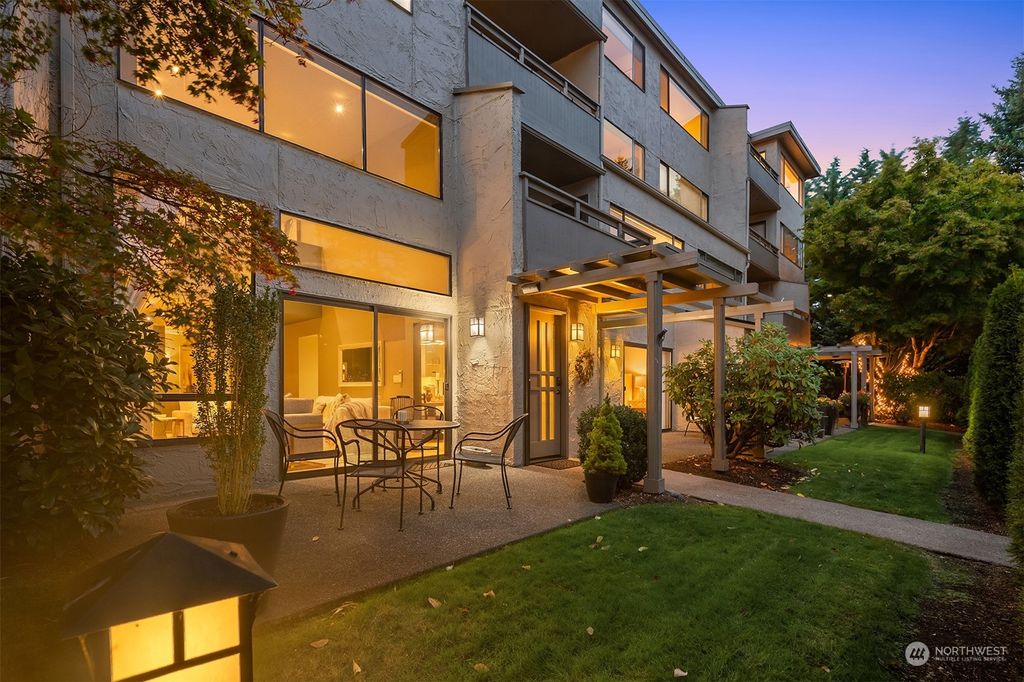 Photo of 5823 NE Parkpoint Drive, Seattle, WA 98115 (MLS # 2012278)
