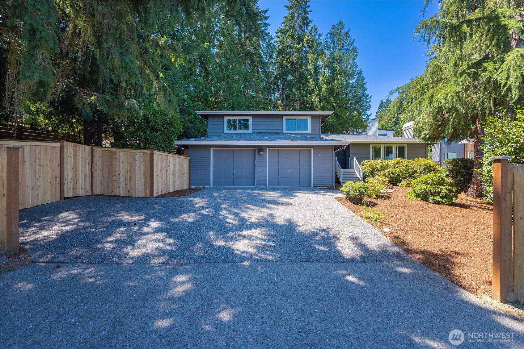 4025 W Lake Sammamish Pkwy SE