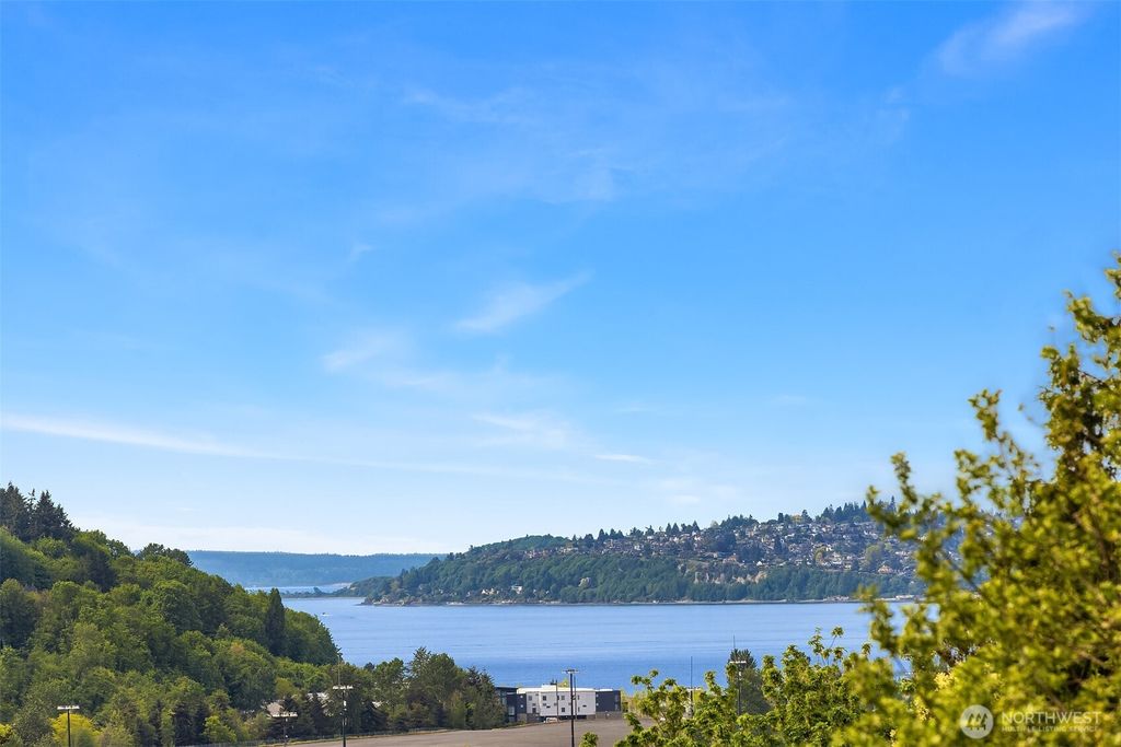 Photo of 4137 22nd Avenue SW, Seattle, WA 98106 (MLS # 2371915)