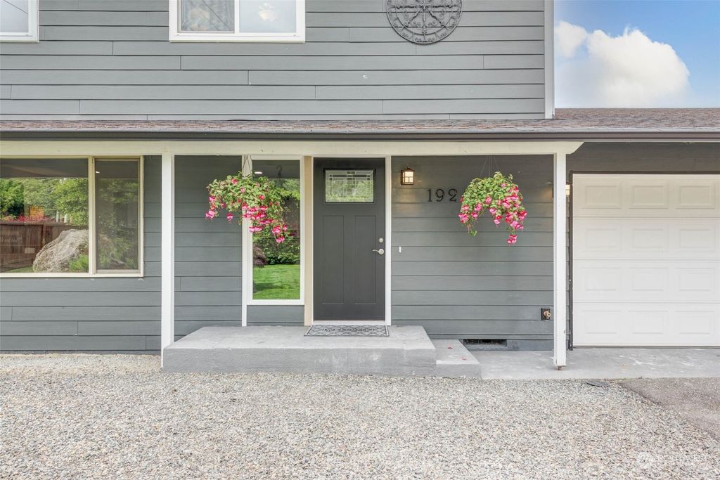 Photo of 1924 107th Drive SE, Lake Stevens, WA 98258 (MLS # 2078153)