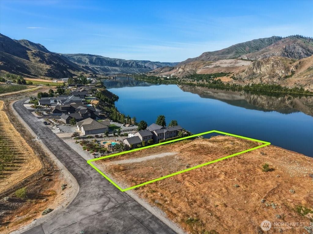 Photo of 33 S Shore Drive, Orondo, WA 98843 (MLS # 2525575)
