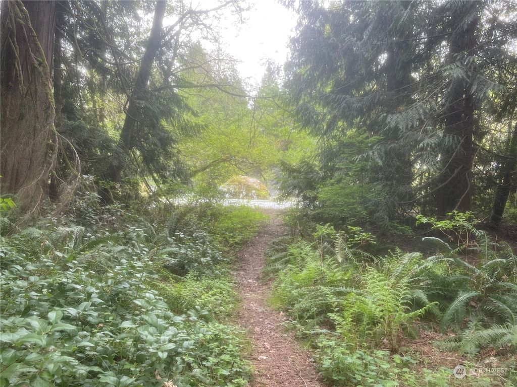Photo of 20114 Crystal Springs Drive, Granite Falls, WA 98252 (MLS # 2065355)