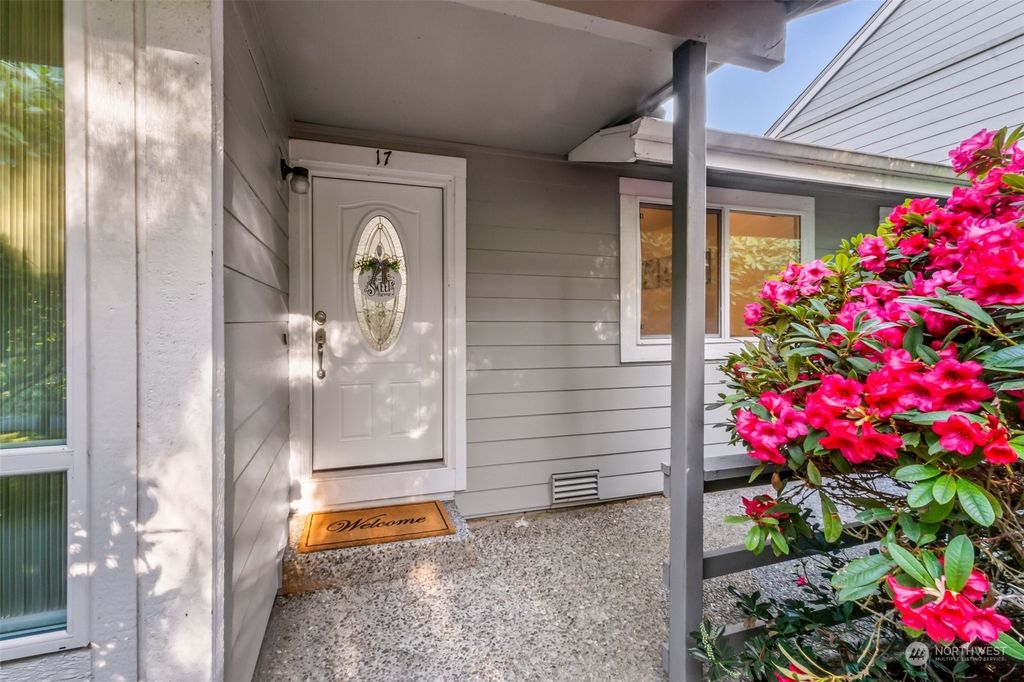 Photo of 2440 140th Avenue NE #17, Bellevue, WA 98005 (MLS # 2219089)