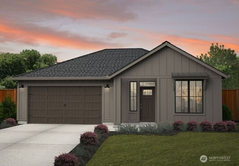 706 Powell Avenue Winlock WA 98596