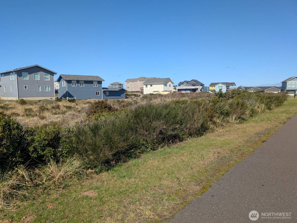 Photo of 1407 Ocean Crest Avenue SW, Ocean Shores, WA 98569 (MLS # 2487043)
