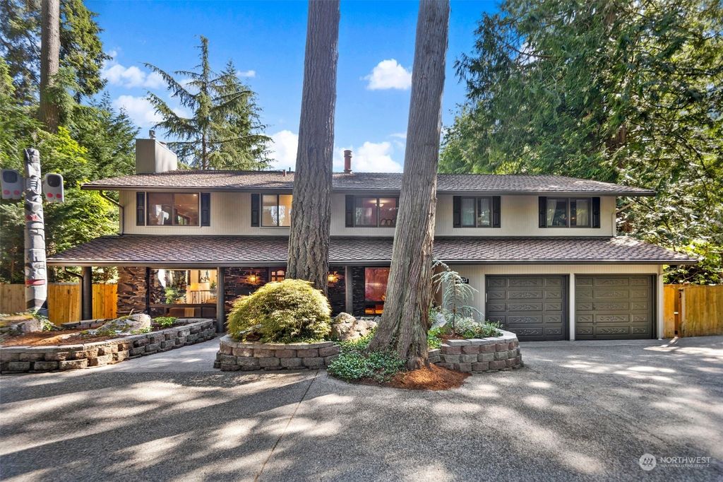 Photo of 16423 NE Woodinville Duvall Road, Woodinville, WA 98072 (MLS # 2127468)