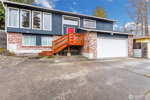 Photo of 2356 S Angeline Street, Seattle, WA 98108 (MLS # 2497403)