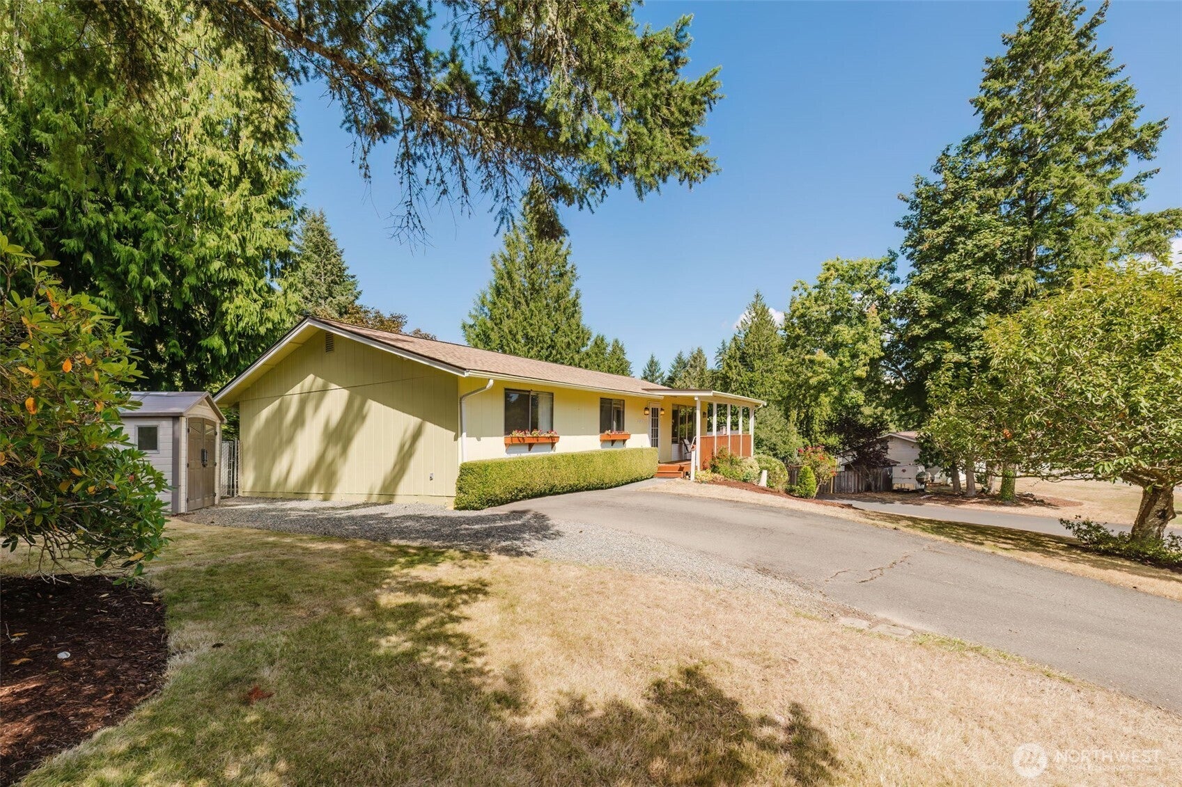 735 NW Firglade Drive