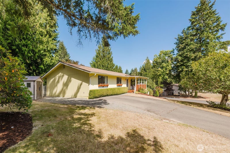 735 NW Firglade Drive